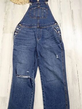 Old Navy Blue Denim Cropped Overalls